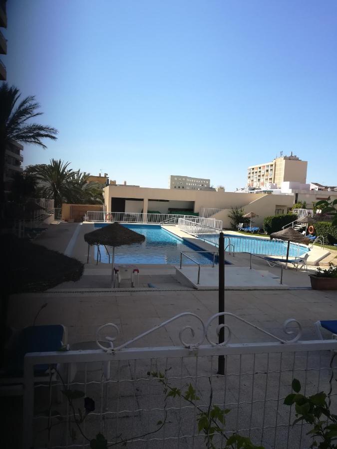 2 Dormitorios, 5 Personas, Piscinas, 10 Min Playa, Plaza La Nogalera Torremolinos Exterior photo