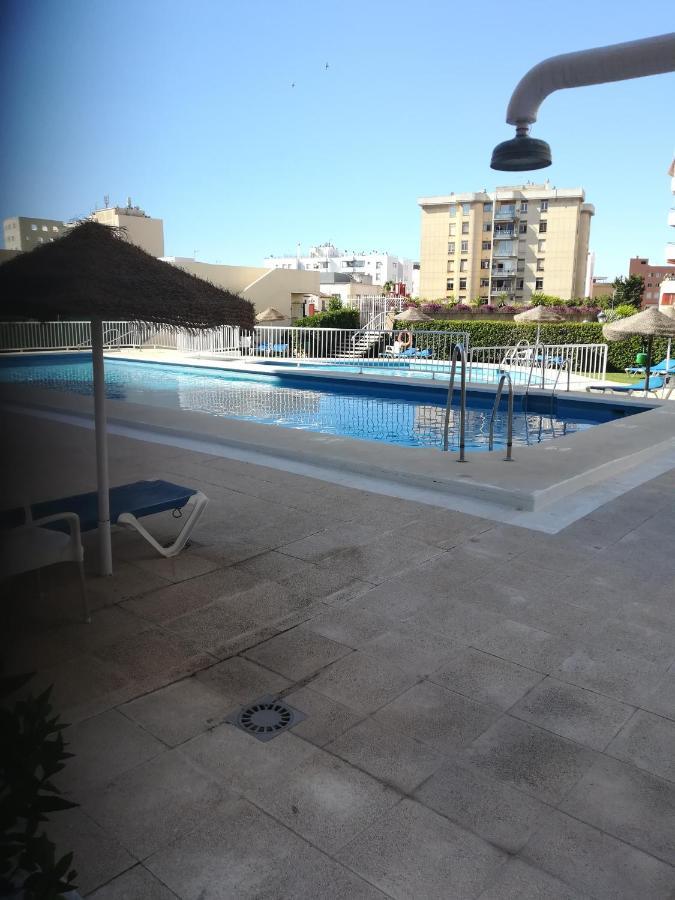 2 Dormitorios, 5 Personas, Piscinas, 10 Min Playa, Plaza La Nogalera Torremolinos Exterior photo